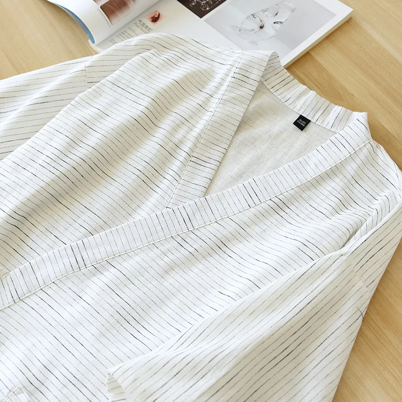 Bata para hombre de manga corta