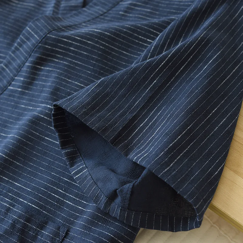 Bata para hombre de manga corta
