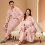Nuevos Pijamas de Forro Polar Coral para Otoño e Invierno para Hombre y Mujer, Conjuntos de Pijamas Gruesos y Afelpados para Parejas con Pantalones, Traje Cálido de Invierno - Imagen 3