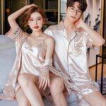 Conjunto de pijamas de verano para parejas, conjunto de bata de rayón bonito para mujer, pantalones cortos de satén para hombre, ropa de dormir, traje de pijama, ropa de casa, trajes para dormir - Imagen 5