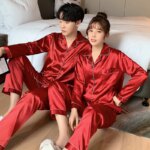 Ropa de dormir de Color sólido, pijamas de satén de seda, conjunto para parejas, Pijama largo con botones, Pijama, ropa de descanso para hombres y mujeres, conjunto Pj de talla grande