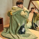 Conjunto de ropa de dormir para hombre de franela y con cuello redondo - Imagen 2