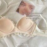 Conjunto de sujetador sexy de encaje bordado con realce para busto pequeño, sin aros, conjunto de lencería. - Imagen 4