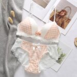 Conjunto de sujetador negro de 2 piezas para mujer, ropa interior Sexy coreana con encaje, conjunto de lencería Floral, Sujetador Push Up inalámbrico y conjuntos de bragas - Imagen 4