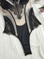Conjunto de lencería sexy de encaje bordado ultrafino francés para mujer, body de malla transpirable, mono tentador con aberturas. - Imagen 4