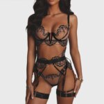 Conjunto de lencería sexy para mujer con encaje y diseño floral, de corte ultrafino, con sujetador de escote en V, liguero, tanga y tiras para las piernas, de ajuste ceñido. - Imagen 3