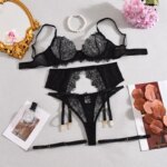 Conjunto de lencería de encaje elegante para mujer, 3 piezas, con bordado floral, sujetador, liguero, tanga con anillos para muslos, ropa interior suave e íntima - Imagen 3