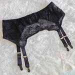 Elegante lencería de encaje negro completo con bordado liso hueco, tirantes anchos ajustables, clips metálicos para liguero, ...