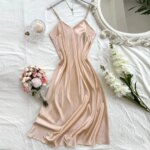 Elegante camisón de noche para mujer, sexy, cómodo y de corte largo, pijama de color liso para mujer. - Imagen 5