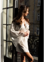 Bata de satén blanca para novia, Kimono de seda con mangas de encaje para dama de honor - Imagen 5