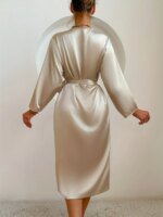 Bata de satén para mujer con cinturón, elegante, de color liso, sedosa y cómoda, para estar en casa - Imagen 2