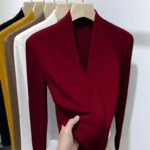 Camiseta de manga larga con cuello en V de color liso para mujer, nueva, cálida, con parte inferior acanalada, para otoño e invierno, suéter, top, ropa interior térmica, jersey. - Imagen 4