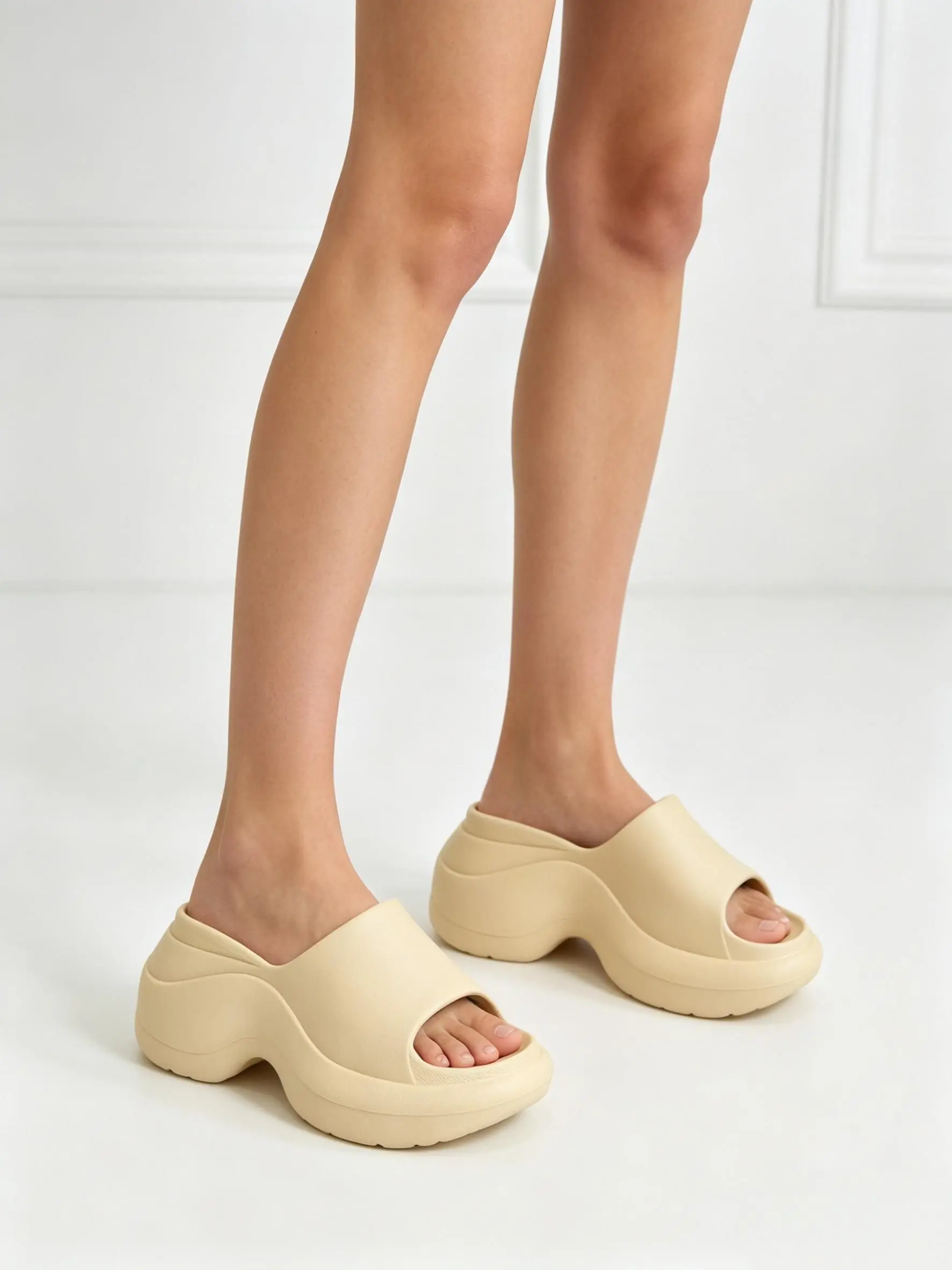 56440-i99pj2.jpeg Pantuflas casuales extra gruesas de alta calidad para mujer, antideslizantes, con plataforma para aumentar la altura, pantuflas de suela gruesa, zapatos de playa - Imagen 1