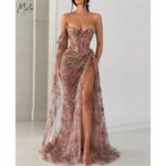 Vestido de fiesta de noche formal de Mila, personalizado, con un solo hombro, abertura alta, bordado floral, pliegues de sirena, largo hasta el suelo