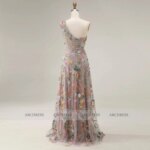 Vestido de fiesta de tul con bordado floral personalizado, vestido de noche formal largo de un solo hombro, vestidos de invitada de boda sin espalda, tallas grandes - Imagen 5