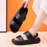 Zapatillas de plataforma gruesa de verano para mujer, chanclas de playa Eva, sandalias deslizantes de suela blanda, zapatos antideslizantes de baño interior para ocio para hombre y mujer - Imagen 4