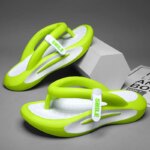 Zapatillas de moda para hombre, sandalias con plataforma para baño, chanclas para mujer, chanclas de EVA antideslizantes para interiores, zapatillas de verano para hombre, zapatos de playa para hombre