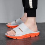 Zapatillas para hombre, moda de verano, Color sólido, zapatillas de casa informales, zapatos antideslizantes de Eva, chanclas de playa, zapatillas de ducha - Imagen 6