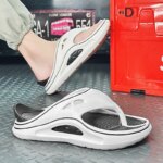 Chanclas de alta calidad para hombres y mujeres, zapatillas de interior para exteriores, suela gruesa y suave, sandalias de playa antideslizantes para baño, zapatillas de casa para hombres - Imagen 4