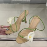 Eilyken, sandalias sexis de PVC transparente con flores y banda estrecha para mujer, estilo callejero, punta abierta, tacones altos finos, zapatos para fiesta y graduación - Imagen 2
