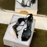 Sandalias de gladiador de moda para mujer, de charol con punta abierta, con tira estrecha sexy al tobillo, tacones de aguja dorados, zapatos de fiesta de verano - Imagen 3