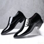 2025 Zapatos formales de negocios de oficina de moda de gran tamaño para hombres Zapatos de boda de hombre brillantes y puntiagudos cómodos de corte bajo para uso diario - Imagen 5