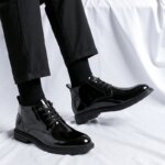 Botines de hombre negros brillantes con cordones, de caña alta, suela gruesa, calzado de moda casual y de negocios para hombre. - Imagen 6