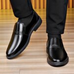 Mocasines de cuero negros para hombre, cómodos, antideslizantes, formales, para negocios, oficina y uso diario. - Imagen 2
