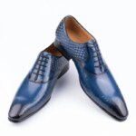 Venta al por mayor de fábrica, zapatos de cuero para hombres, vestido de lujo, trajes de fiesta de boda para oficina, calzado a juego, zapato de hombre de negocios de moda hecho a mano