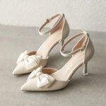 Zapatos de Tacón Medio para Mujer, Tendencia en Zapatos de Tacón con Punta en Pico, Stilettos con Mariposa, Elegantes para Vestidos, Bodas, Fiestas Nupciales, Blancos de Diseñador