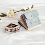 Bolsa de Joyería con Logotipo Personalizado, 50/100 Piezas, con Separador, Bolsa de Viaje con Cierre a Presión de Microfibra, Bolsa de Almacenamiento para Anillos, Aretes y Pulseras - Imagen 2