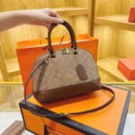 Elegante bolso bandolera de cuero para mujer, bolso de mano cruzado, bolso de diseño, bolso tipo tote, moderno y lujoso.