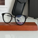 Gafas de lujo para hombre y mujer 2026: Montura de acetato de diseño de marca de alta gama con patrón de tallado retro exquisito, novedad de moda mundial.