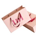 Venta al por mayor, 500 unids/lote, bolsas de compras de papel de lujo de alta gama con mango de cinta, personaliza tu propio logotipo impreso para joyería de mujer - Imagen 2