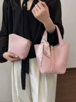 Cesta de verduras con estampado de lichi, bolso tipo cubo para llevar al hombro, moda femenina de alta gama, pañuelo de seda versátil, bolso bandolera. - Imagen 3