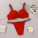 Conjunto de lencería sexy Victoria's Secret, sujetador push-up con logo brillante y encaje en relieve, tanga brillante con logo. - Imagen 3