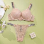 Nuevo conjunto de lencería con encaje en V para mujer, conjunto sexy de sujetador y bragas, cómodo, con realce, moldeador, ajustable y acolchado. - Imagen 2