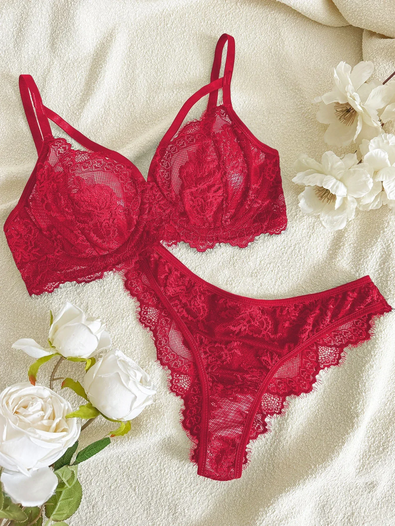 Lencería y ropa interior para mujer, sujetador con aros y tirantes de encaje elegante con diseño de pestañas y bragas brasileñas, estilo sexy