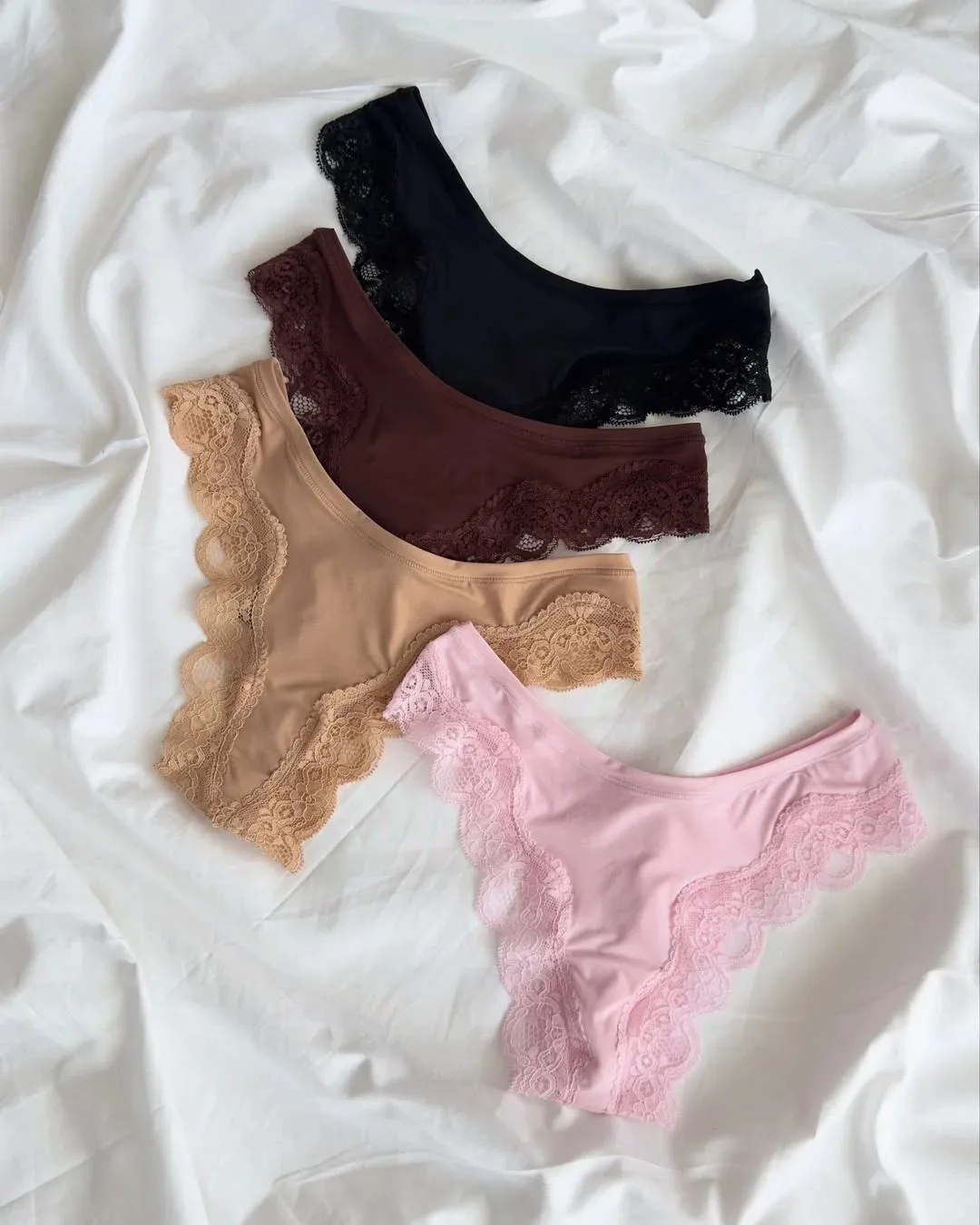 Conjunto de Lencería con Encaje, Sujetador Ajustable y Bragas de Cintura Baja, Estilo Chic y Simple, Alta Elasticidad