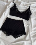 Conjunto de Lencería con Encaje, Sujetador Ajustable y Bragas de Cintura Baja, Estilo Chic y Simple, Alta Elasticidad - Imagen 3