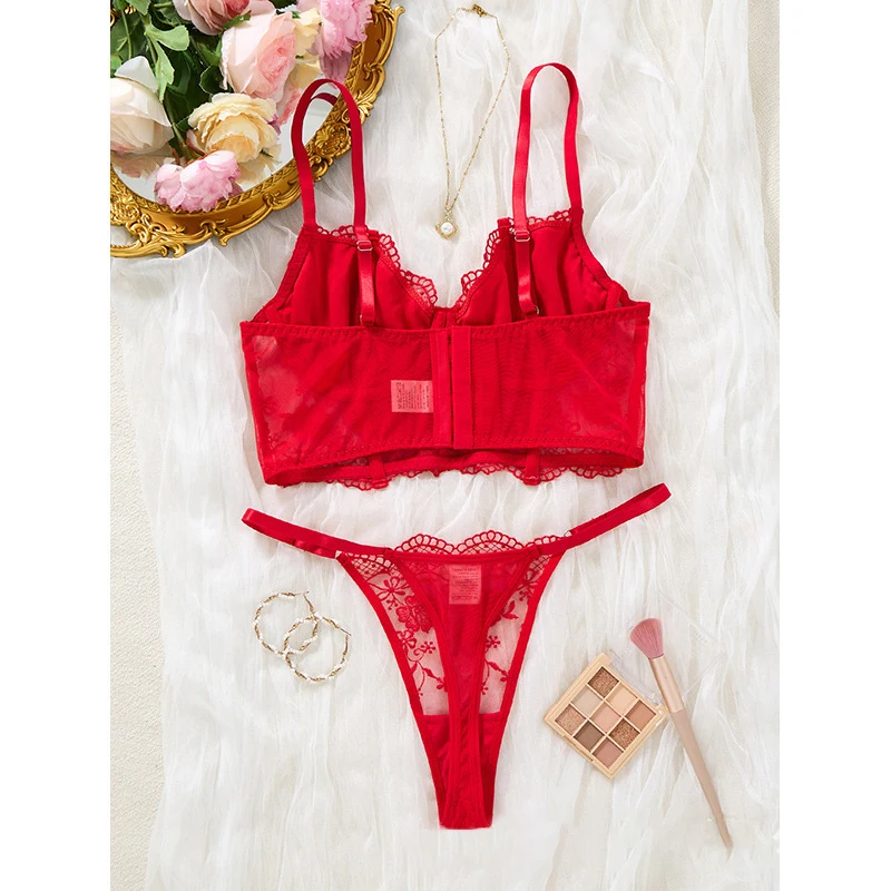 Lencería para mujer, conjunto de sujetador y bragas bordados de encaje rojo sexy, bralette delicado con efecto push-up, conjunto de lencería íntima romántica de lujo Lencería para mujer, conjunto de sujetador y bragas bordados de encaje rojo sexy, bralette delicado con efecto push-up, conjunto de lencería íntima romántica de lujo