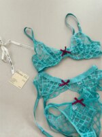 Conjunto de lencería azul sirena de tres piezas, ropa interior fina de pecho grande, Sujetador de encaje sexy, sujetadores románticos transpirables con traje de calzoncillos