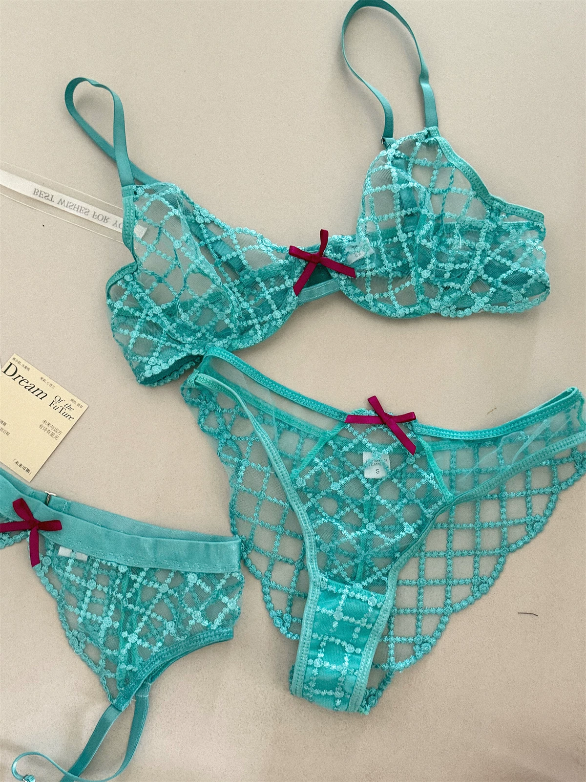 Conjunto de lencería azul sirena de tres piezas, ropa interior fina de pecho grande, Sujetador de encaje sexy, sujetadores románticos transpirables con traje de calzoncillos