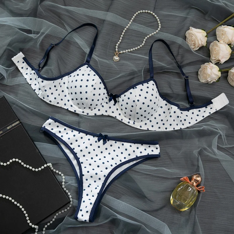 Conjunto de Lencería Vintage con Puntos, Bralette con Aros y Tanga, 2 Piezas, Estilo Francés en Contraste, Lencería Íntima para Uso Diario