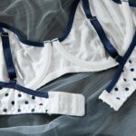 Conjunto de Lencería Vintage con Puntos, Bralette con Aros y Tanga, 2 Piezas, Estilo Francés en Contraste, Lencería Íntima para Uso Diario - Imagen 4