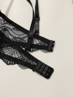 Conjunto de lencería sexy de encaje para mujer, sujetador push-up con aros y braguita, 2 piezas, bralette de encaje transparente con tanga de espalda cruzada. - Imagen 5