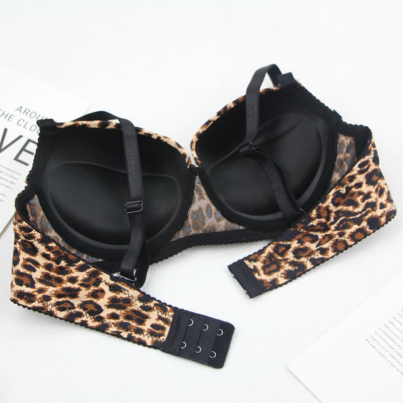 DaiNaFang-Conjunto de sujetador de encaje de dos piezas para mujer, ropa interior con estampado de leopardo, diseño hermoso, lencería femenina con diamantes de imitación