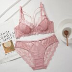 Conjunto de lencería de encaje ultrafino para mujer, sujetador con aros suaves y soporte push-up, diseñado para minimizar la apariencia del busto y prevenir la flacidez - Imagen 4