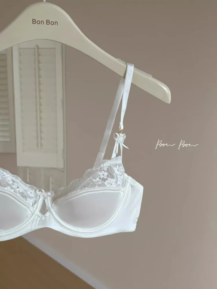 YUQI-Conjunto de lencería Pure Desire para chicas adolescentes, ropa interior cómoda de encaje con puntadas de satén y soporte suave en U, antihundimiento para jóvenes, principios de primavera