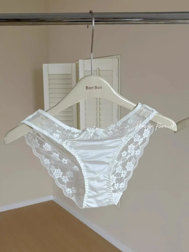 YUQI-Conjunto de lencería Pure Desire para chicas adolescentes, ropa interior cómoda de encaje con puntadas de satén y soporte suave en U, antihundimiento para jóvenes, principios de primavera